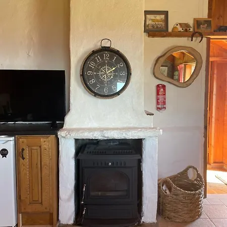 Dave's Wee House *
